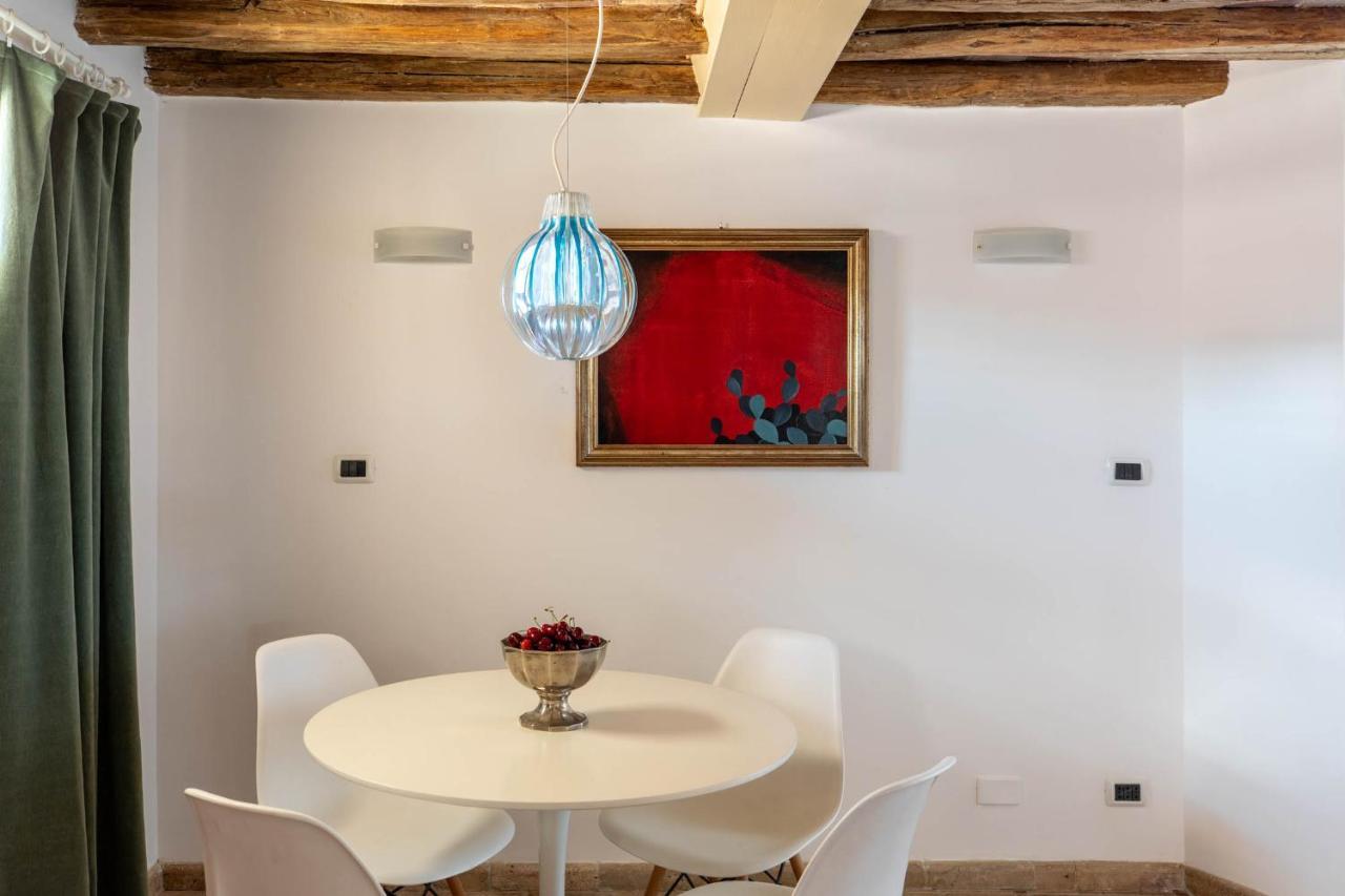 Iflat Penthouse In Campo De' Fiori Lägenhet Rom Exteriör bild