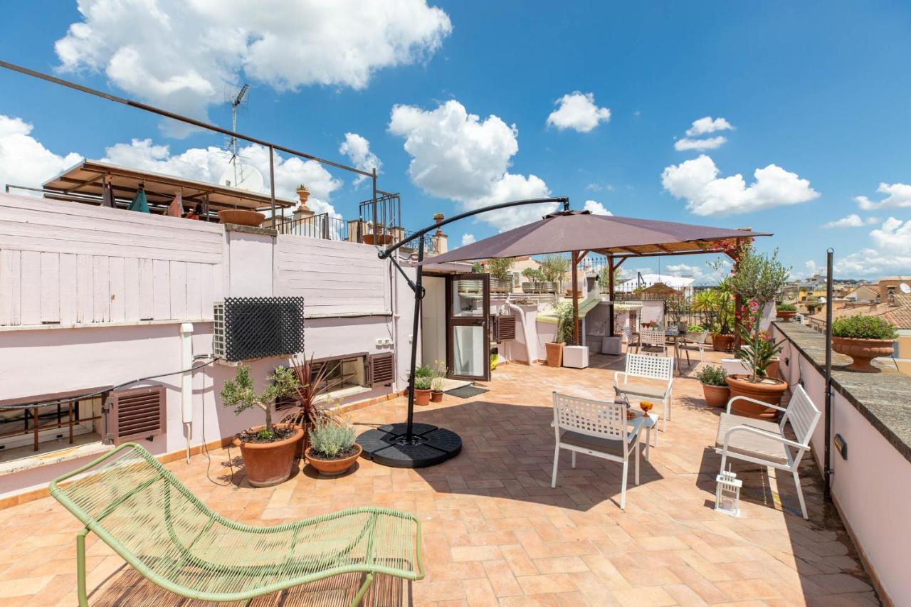 Iflat Penthouse In Campo De' Fiori Lägenhet Rom Exteriör bild