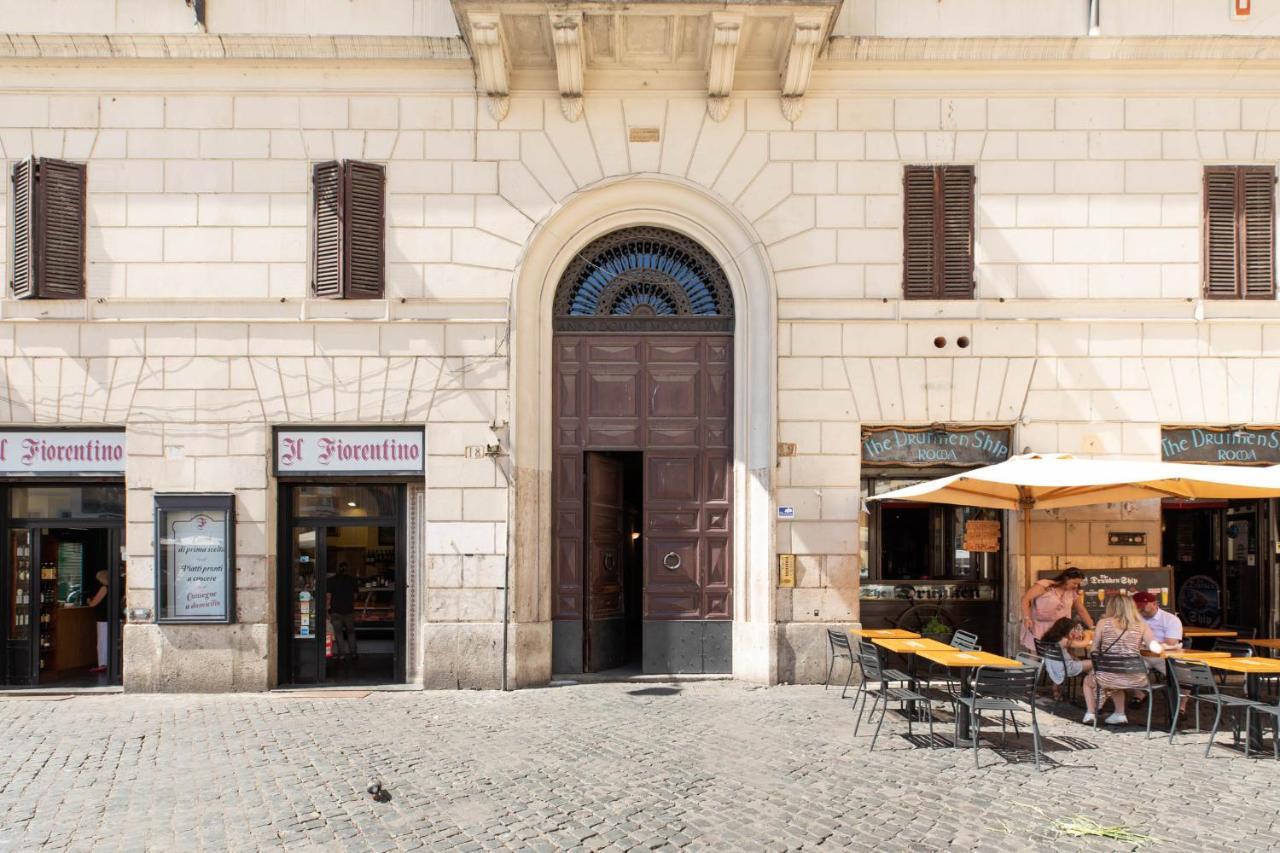Iflat Penthouse In Campo De' Fiori Lägenhet Rom Exteriör bild